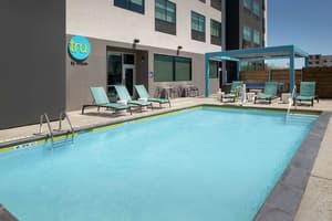 thumbnail: Pool