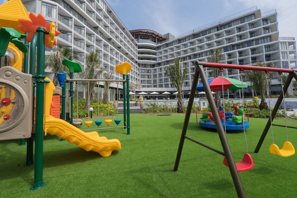 Children's play area - outdoor