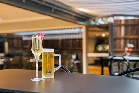 OutdoorRestaurant