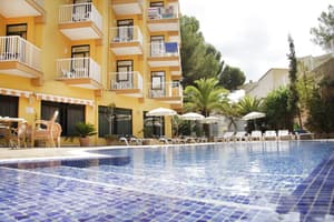 thumbnail: Exterior