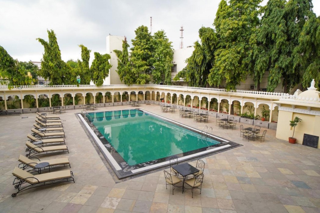 Amenities and Services