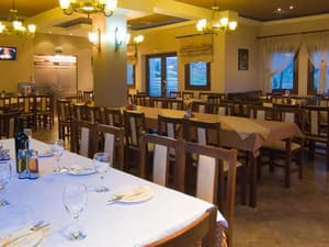 thumbnail: Restaurant