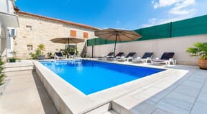 thumbnail: Pool