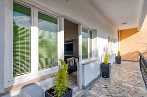 thumbnail: Balcony