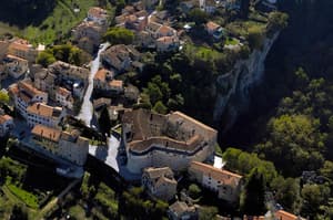 thumbnail: Exterior