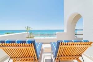 thumbnail: Balcony