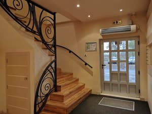 thumbnail: Staircase