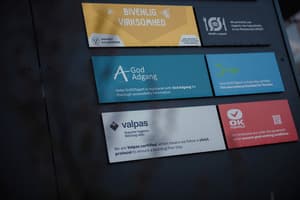 thumbnail: Property entrance