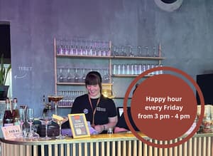 thumbnail: Bar (on property)