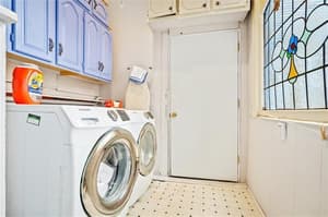 thumbnail: Laundry room