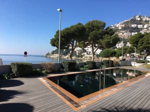 thumbnail: Outdoor pool