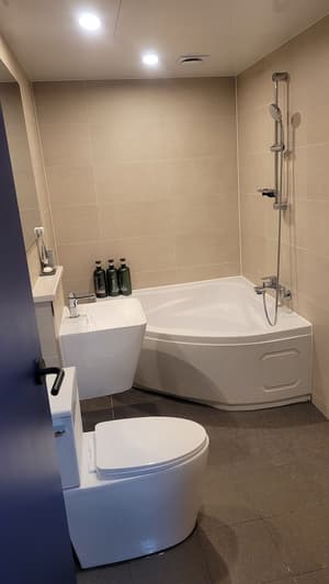 thumbnail: Bathroom