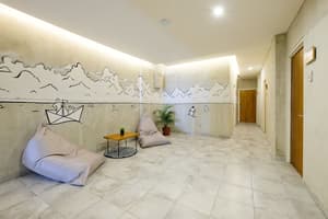 thumbnail: Interior