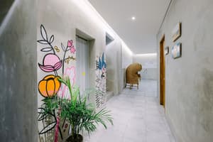 thumbnail: Hallway