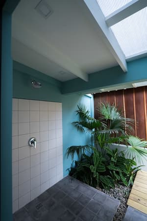 thumbnail: Bathroom shower