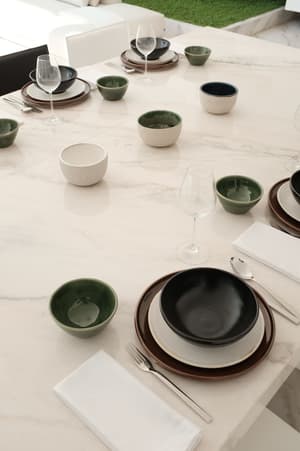 thumbnail: In-room dining