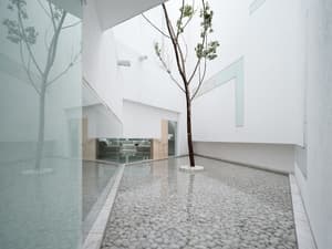 thumbnail: Interior
