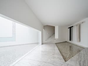 thumbnail: Interior