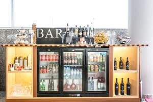 thumbnail: Bar (on property)