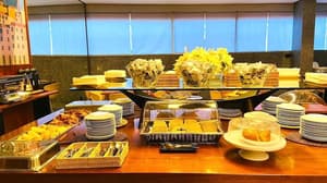 thumbnail: Breakfast area