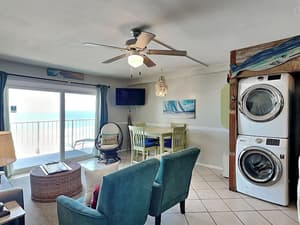 thumbnail: Interior