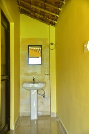 thumbnail: Bathroom sink