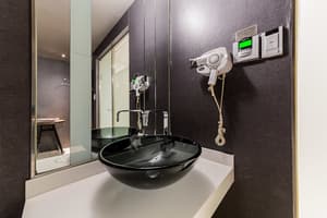 thumbnail: Bathroom sink