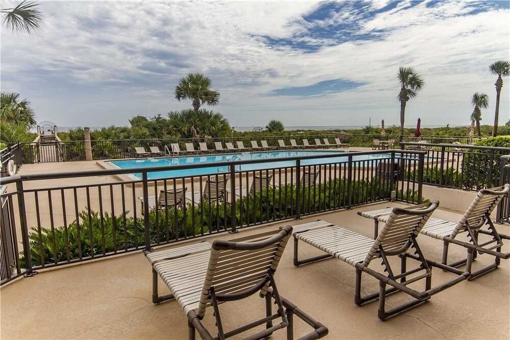 Sundeck