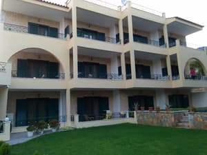 thumbnail: Exterior