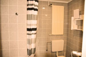 thumbnail: Bathroom shower