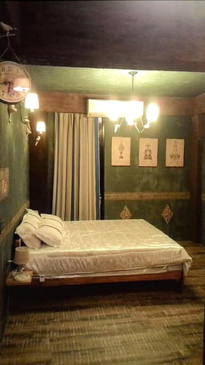 thumbnail: Room