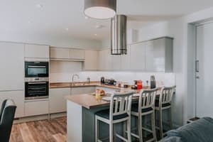 thumbnail: In-room dining