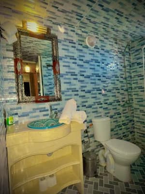 thumbnail: 546369000.jpg
