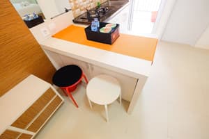thumbnail: In-room dining