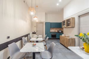 thumbnail: Breakfast area