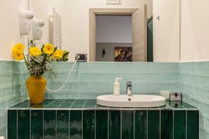 thumbnail: Bathroom sink