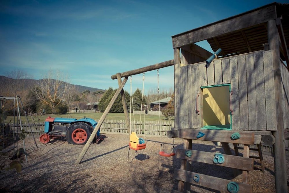Children's play area - outdoor