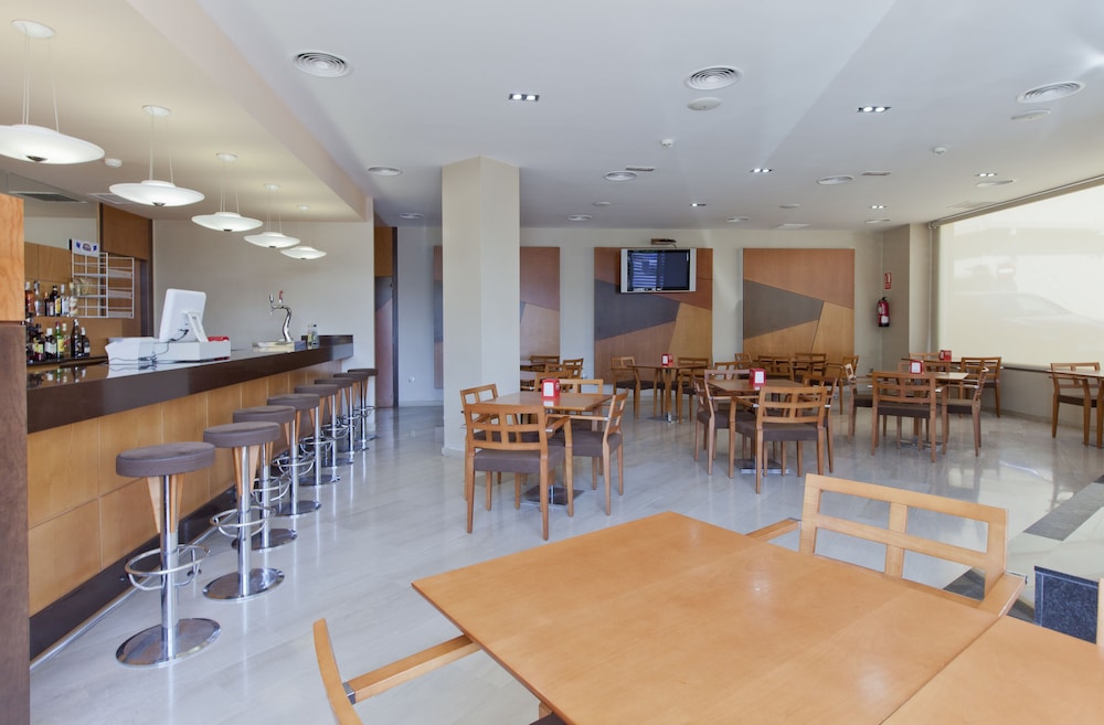 Restaurant-cafeteria