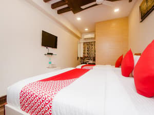 thumbnail: Room