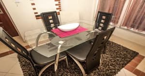 thumbnail: In-room dining