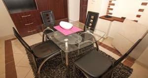 thumbnail: In-room dining