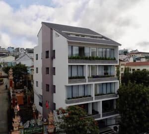 thumbnail: Exterior