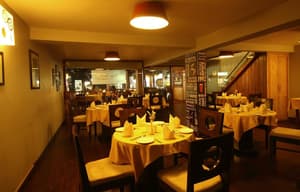 thumbnail: Restaurant