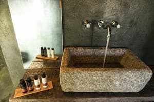 thumbnail: Bathroom sink