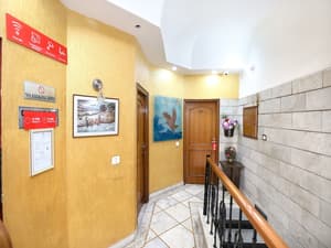 thumbnail: Hallway