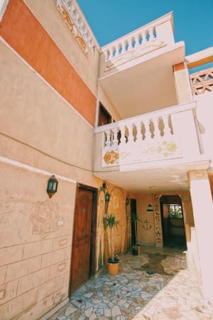 thumbnail: General view