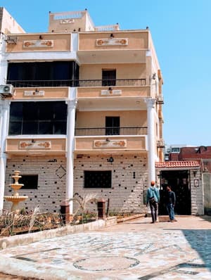 thumbnail: General view