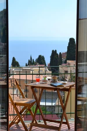thumbnail: Terrace/patio