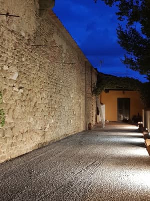 thumbnail: Courtyard