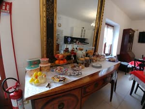 thumbnail: Breakfast buffet